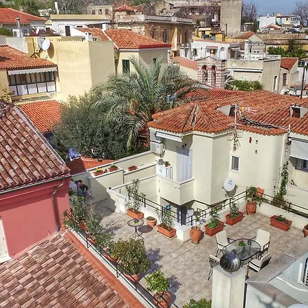 Authentic Elegance At Acropolis Apartment *